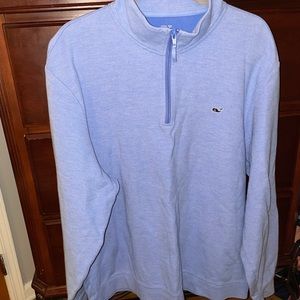 Men’s vineyard vines sweater